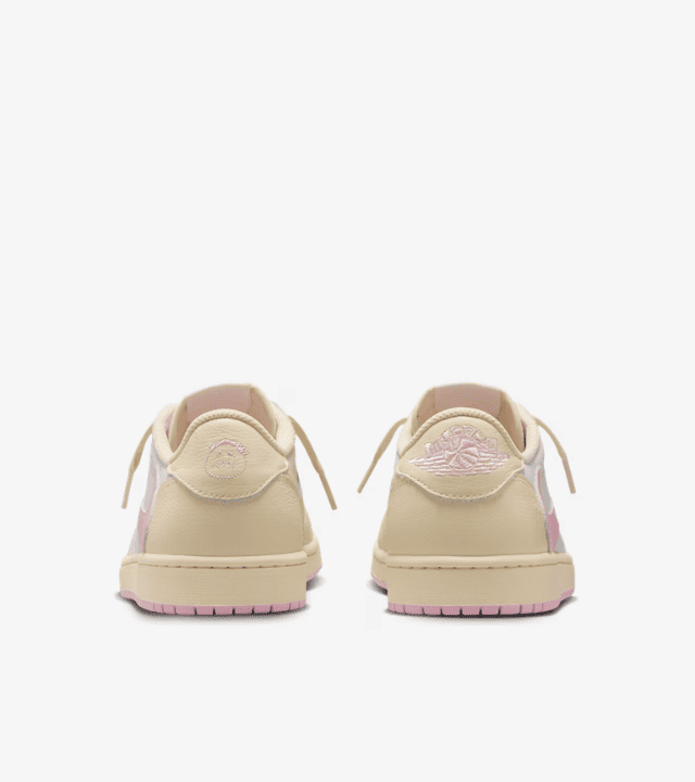 Air Jordan 1 Low x Travis Scott Muslin and Shy Pink