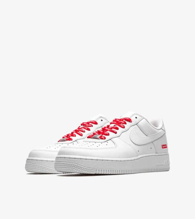 Nike Air Force 1 Low Supreme White