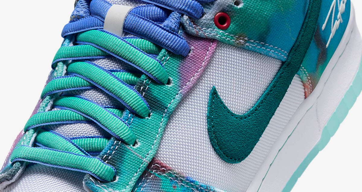 Nike SB Dunk Low Futura Laboratories Bleched Aqua