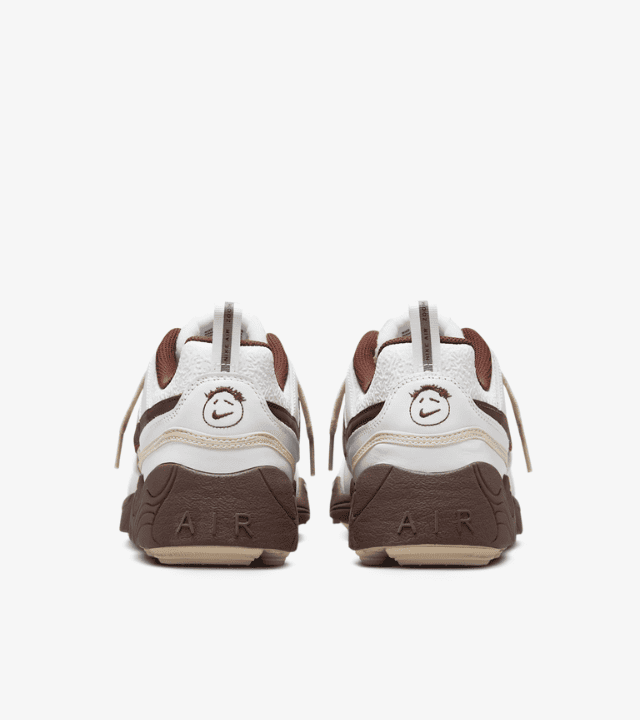 Nike Zoom Field x Travis Scott Jaxx Light Chocolate