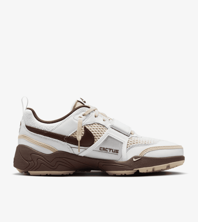 Nike Zoom Field x Travis Scott Jaxx Light Chocolate