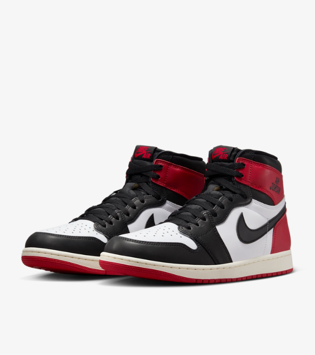 Air Jordan 1 High OG Black Toe