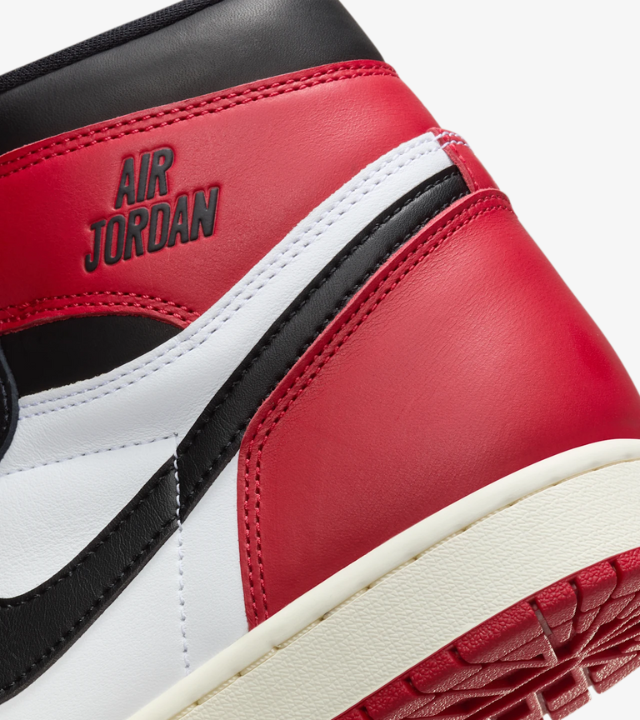 Air Jordan 1 High OG Black Toe