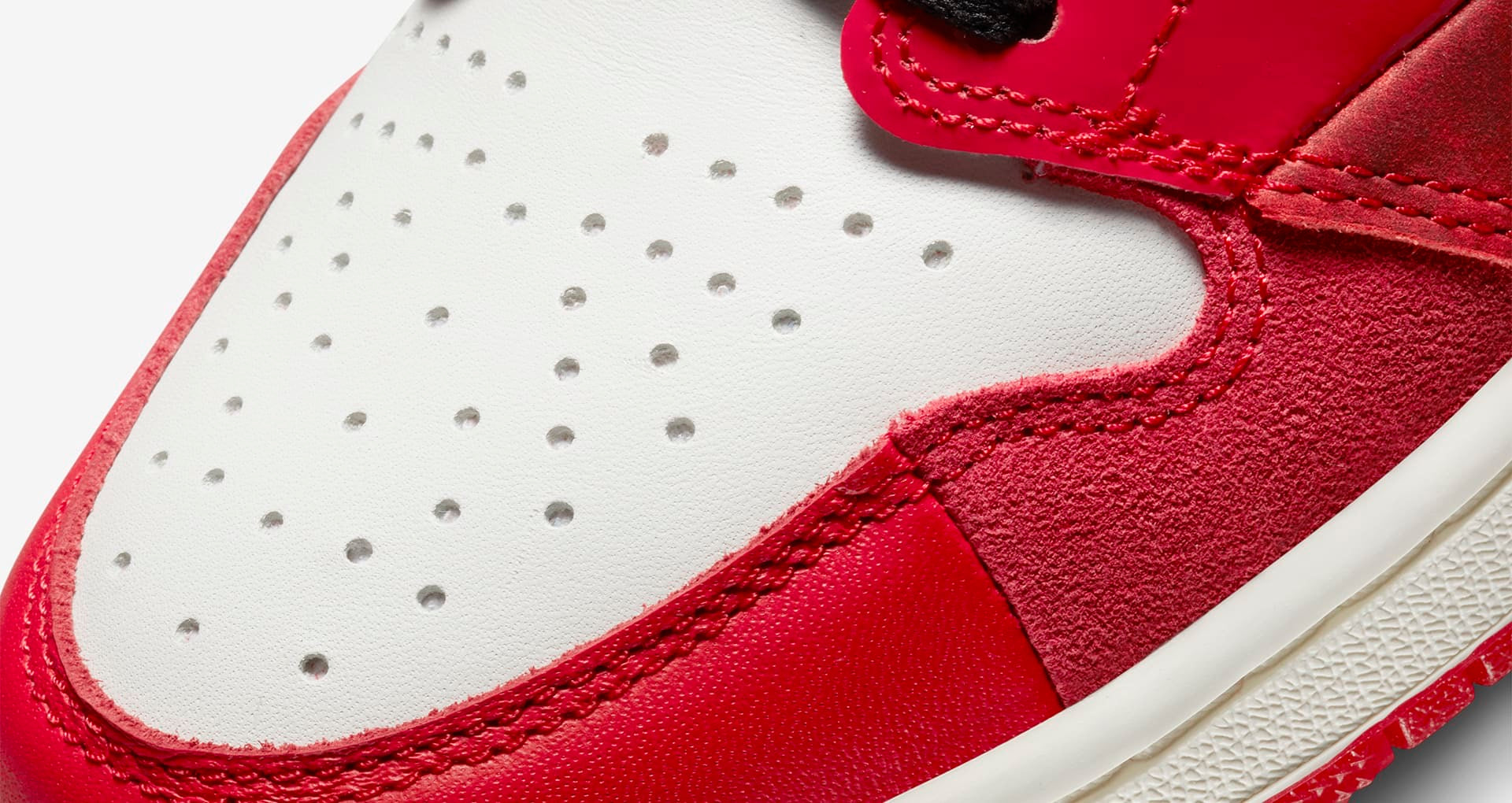 Air Jordan 1 Retro High OG Spider-Man Across The Spider-Verse