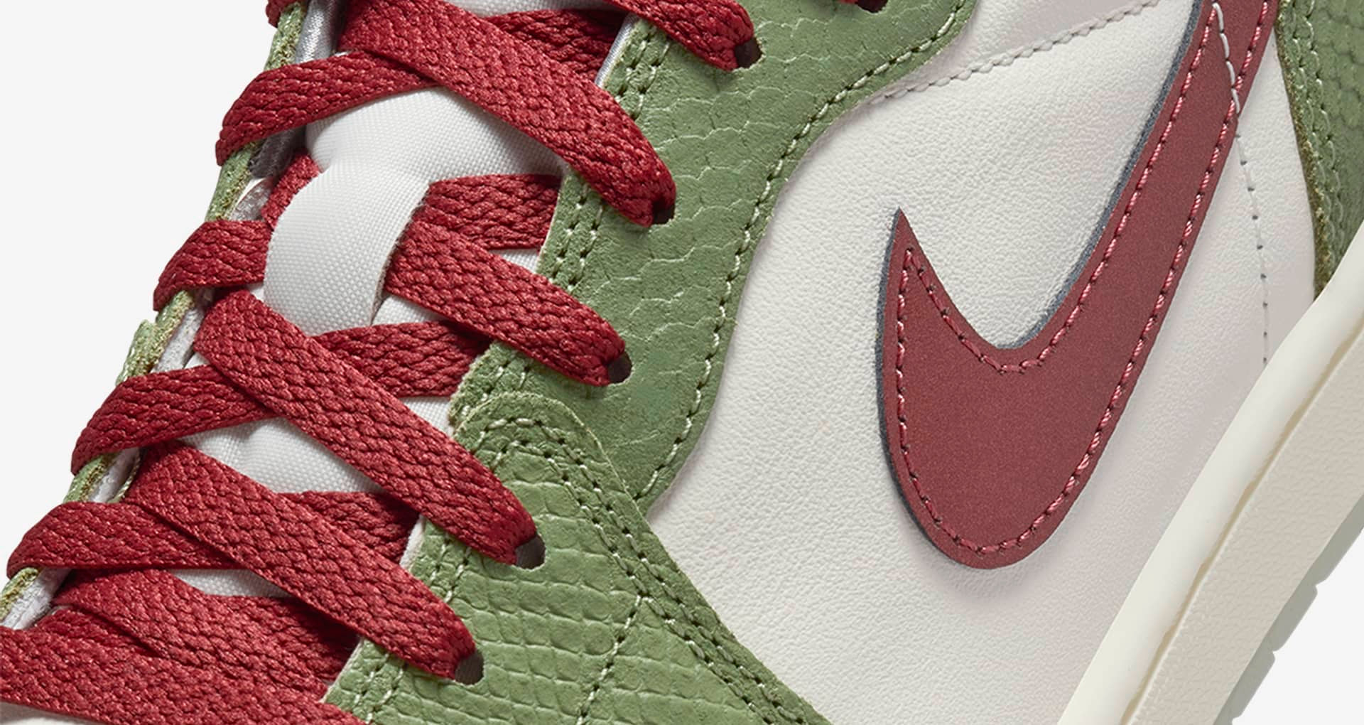 Air Jordan 1 Low OG Year Of The Dragon 