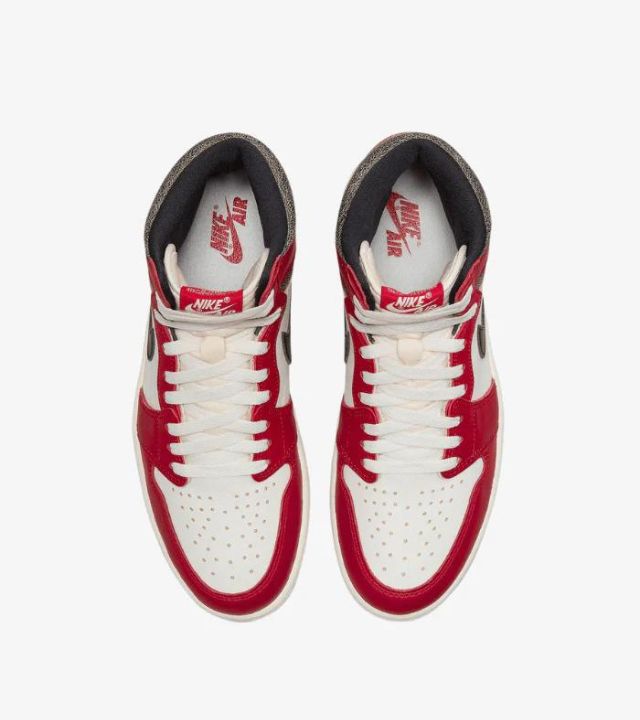 Air Jordan 1 Retro High OG Chicago Lost And Found