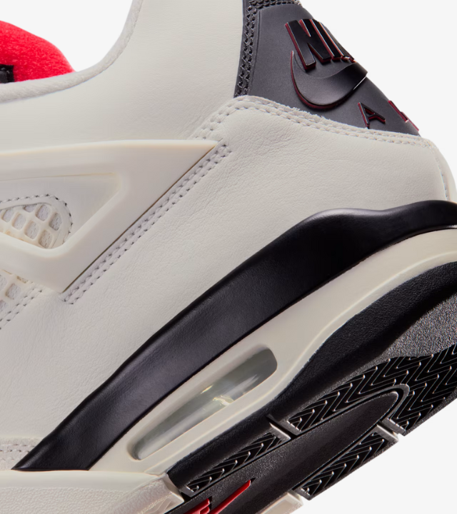 Air Jodan 4 Flight Club