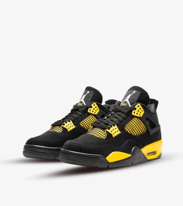 Air Jordan 4 Retro Thunder (2023)