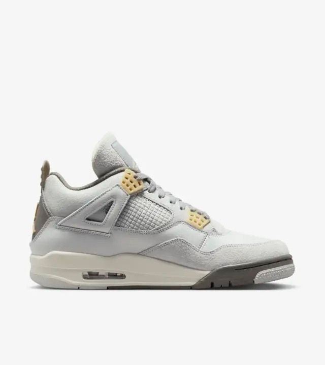 Air Jordan 4 SE Craft Photon Dust