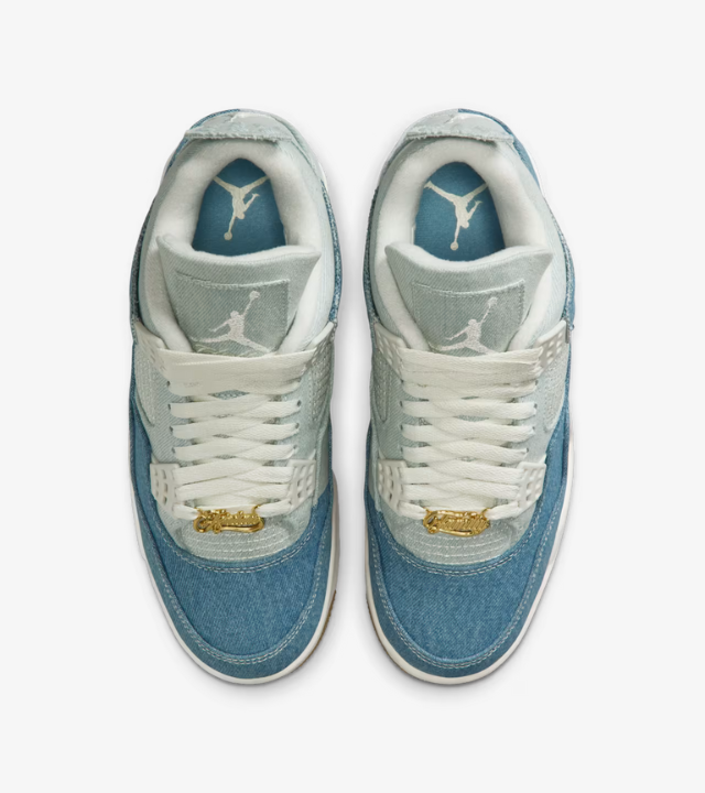 Air Jordan 4 Worn Blue
