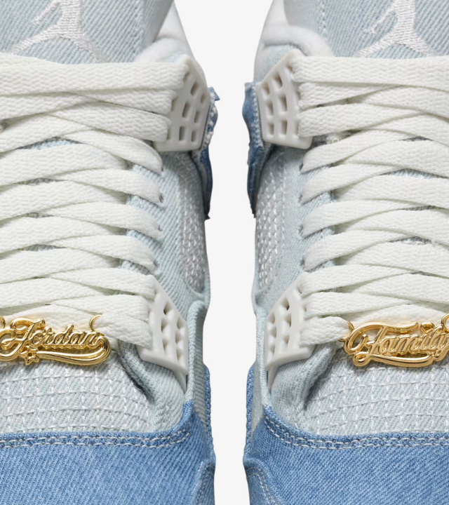 Air Jordan 4 Worn Blue