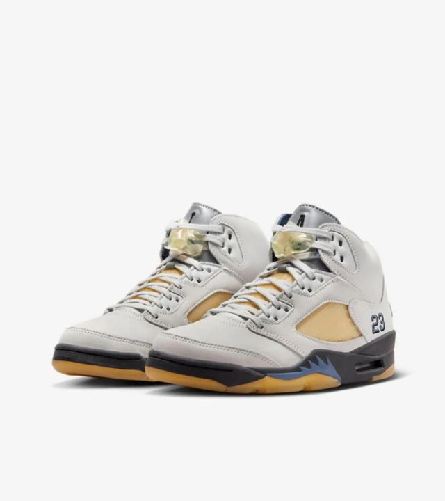 Air Jordan 5 Retro A Ma Manière Adorea Sneakers