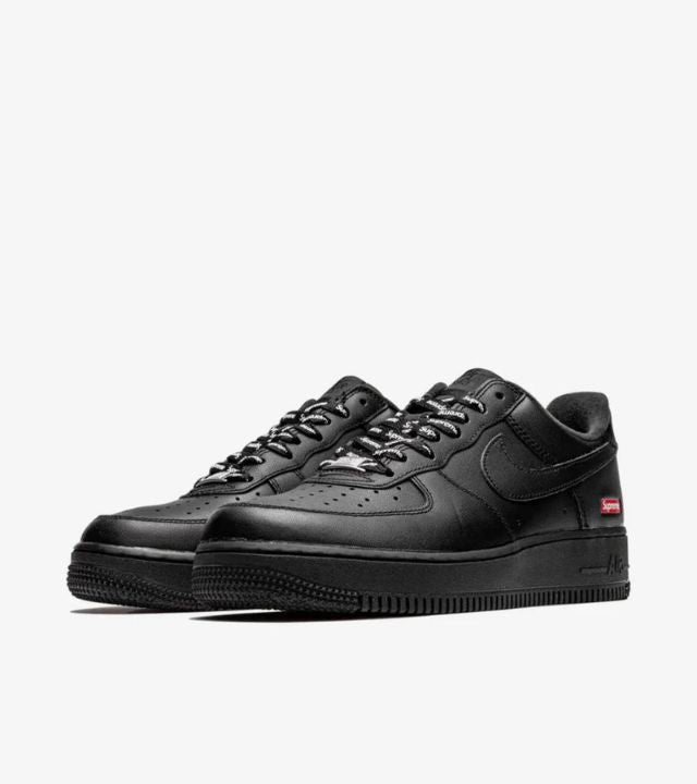 Nike Air Force 1 Low Supreme Black