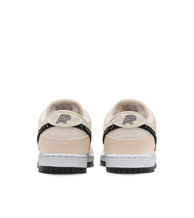 Nike SB Dunk Low Albino & Preto Adorea Sneakers