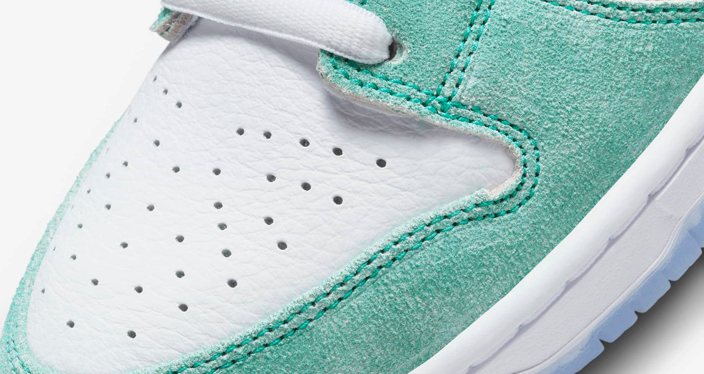 Nike SB Dunk Low April Skateboards