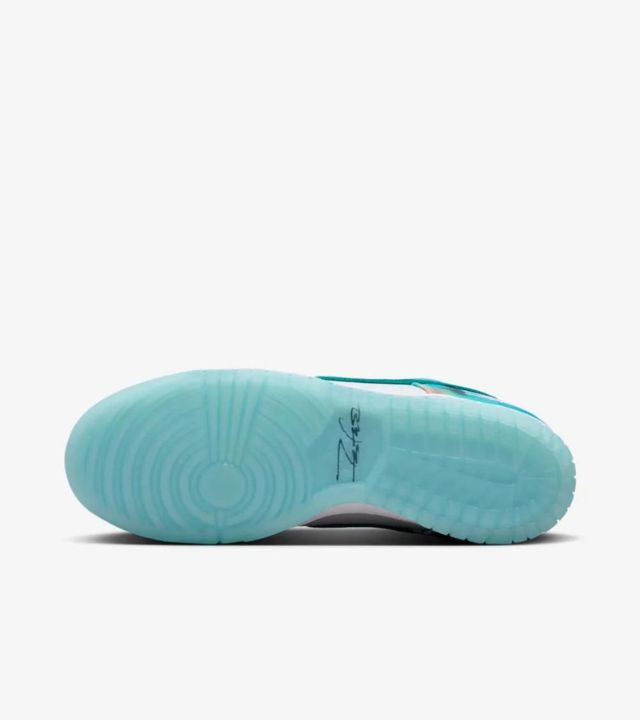 Nike SB Dunk Low Futura Laboratories Bleched Aqua