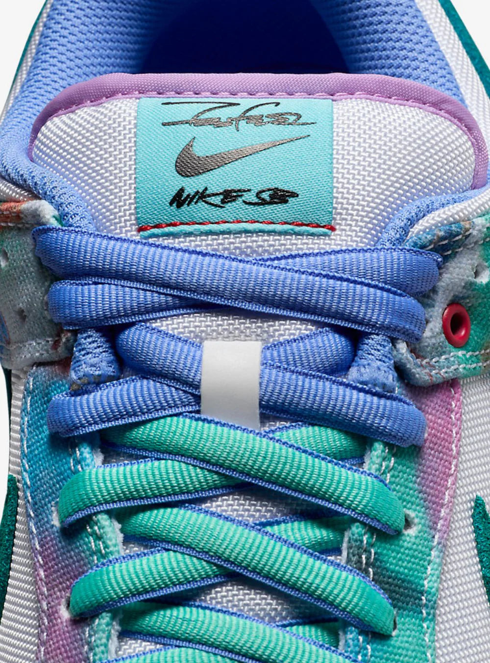Nike SB Dunk Low Futura Laboratories Bleched Aqua
