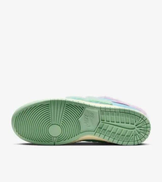 Nike SB Dunk Low Pro x Verdy