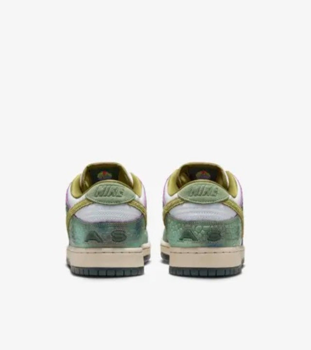 Nike SB Dunk Low Chameleon x Alexis Sablone