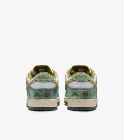 Nike SB Dunk Low Chameleon x Alexis Sablone