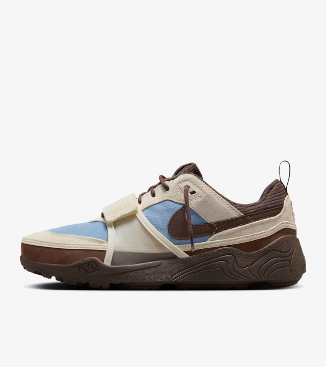 Nike Zoom Field x Travis Scott Jaxx "Pale Ivory and Leche Blue"