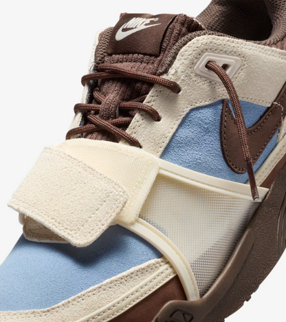 Nike Zoom Field x Travis Scott Jaxx "Pale Ivory and Leche Blue"