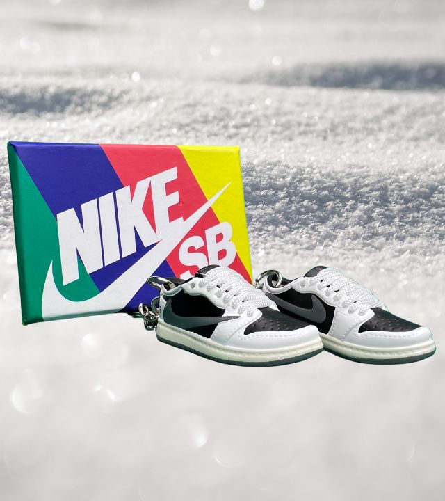 Portachiavi Mini Sneakers Air Jordan 1 Low Travis Scott Olive