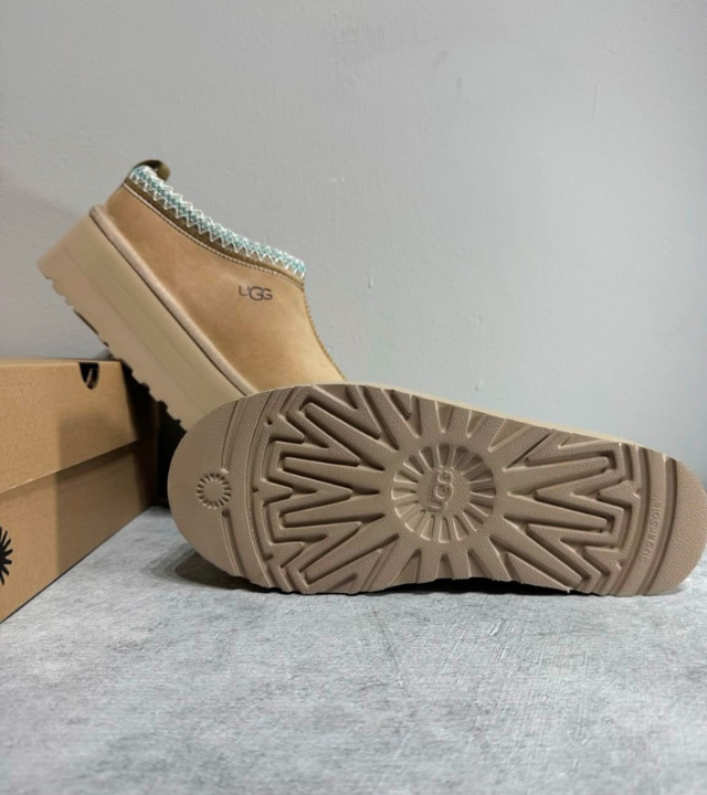 UGG Tazz Slipper Sand